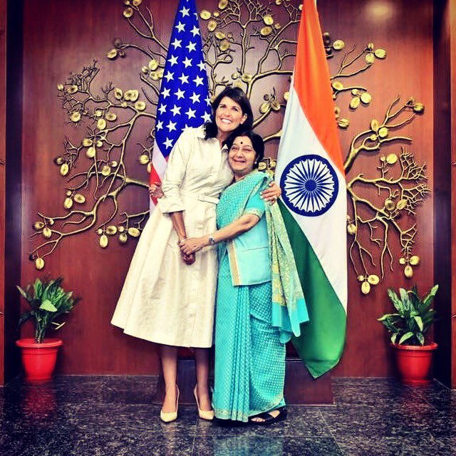 DgvkvL9X0AAH59P.jpg:large