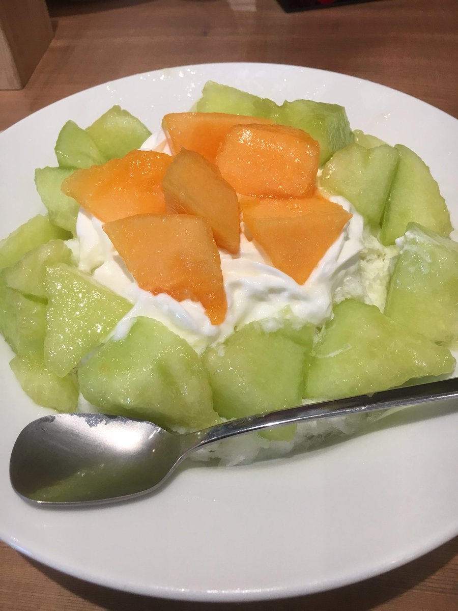 bashikun23's tweet photo. グランドオープンの慈げんさんへ

待ち焦がれた西瓜🍉夏がきたらザ スイカをたべないと。最低3回は食べたい。
桃もメロンも堪能できました〜 https://t.co/2p94egzxHr