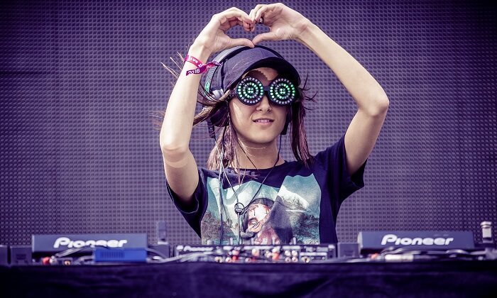 writerburg's tweet photo. REZZ to play FREE show in Saskatoon on Friday, June 29 https://t.co/Ckxec9sW9v https://t.co/eecgM1HTcM