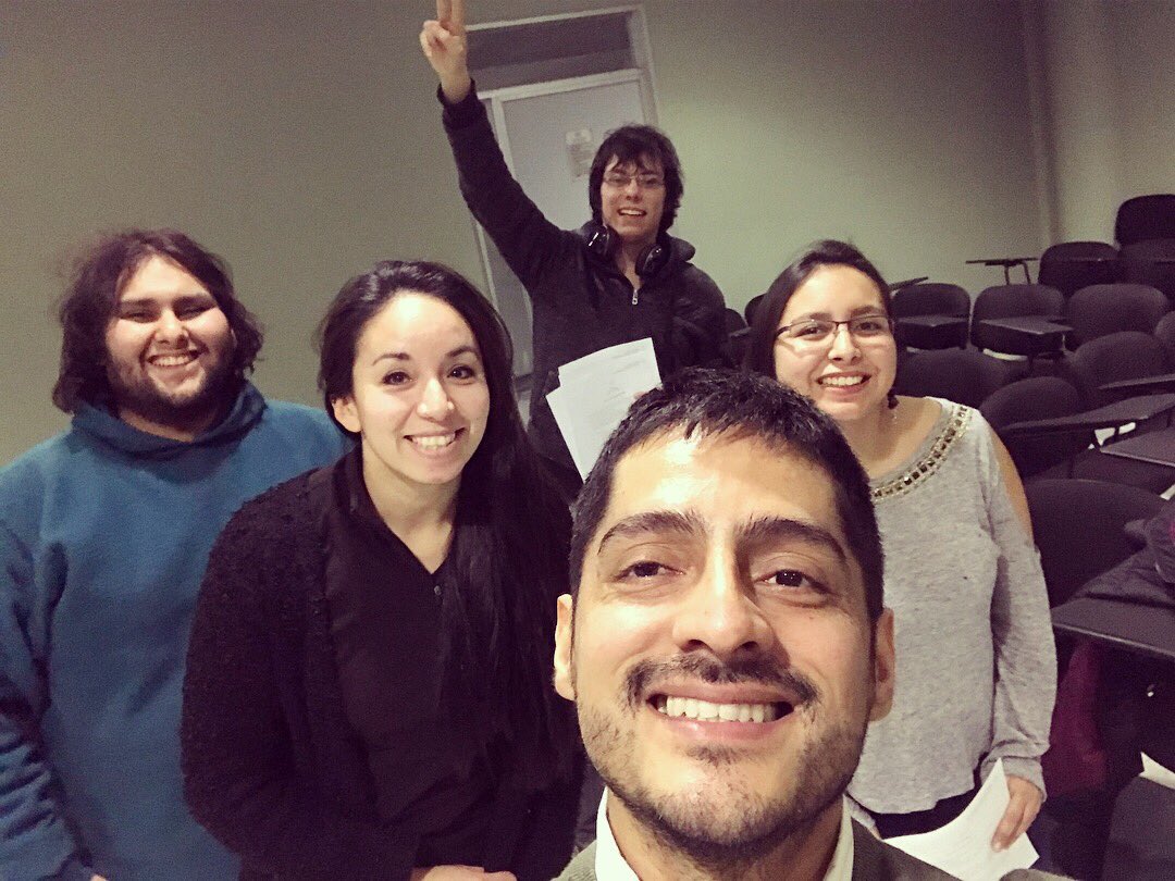 victorhugolara's tweet photo. Segundo grupo escuela de lรญderes UST Santiago. Grandes personas!!! Liderar desde #MiPoderPersonal ๐ซ ๐ฆ ๐ฆ๐ป
@UST_Santiago #UST
#SoyLiderUST #HabilidadesTransversales #Liderazgo https://t.co/PTR7Z9nWPP