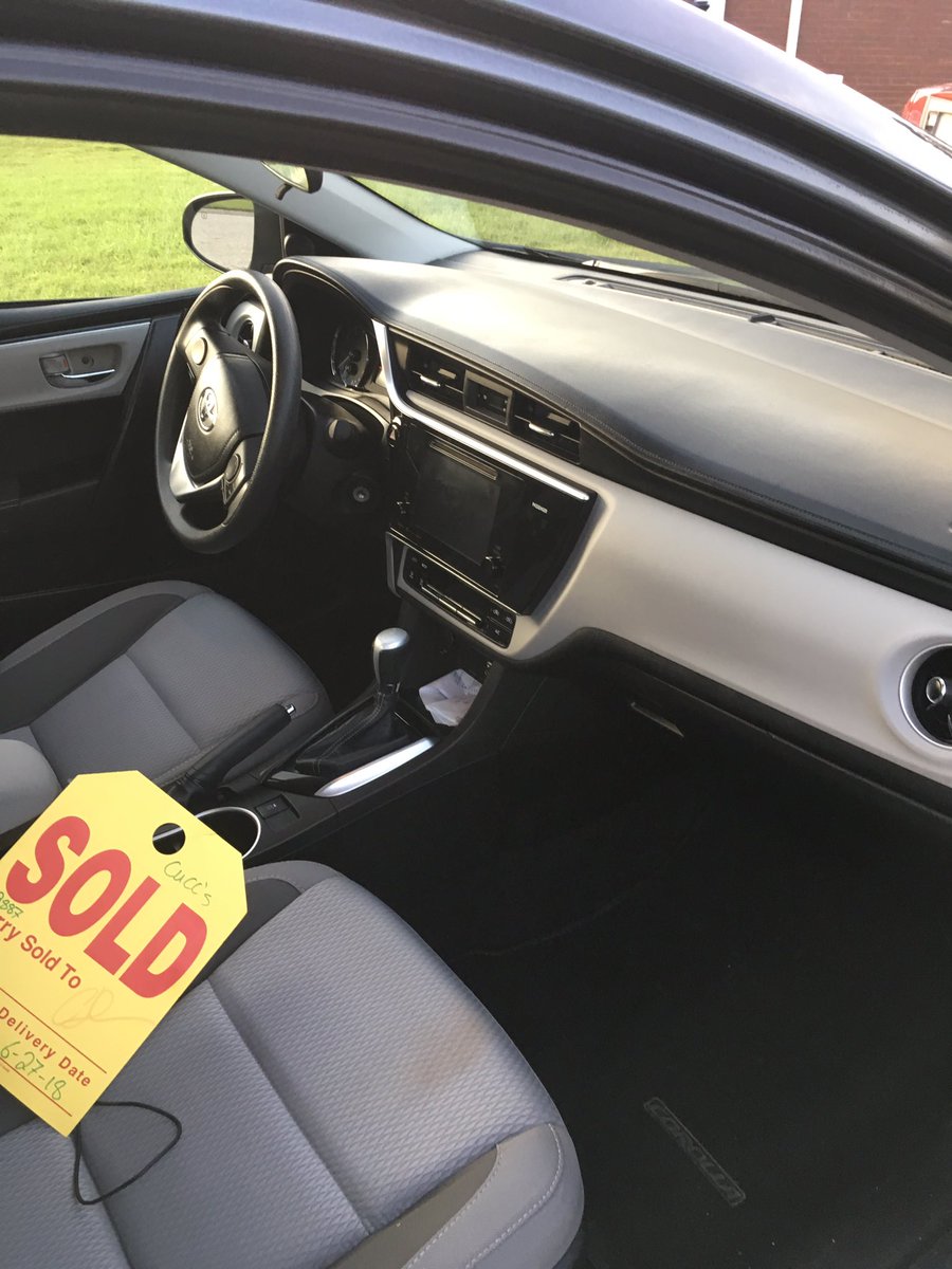 gabriellemae8's tweet photo. Finally got the keys 🔑 I'm a car owner of my own car 🚗 https://t.co/g4ar4GbxR6