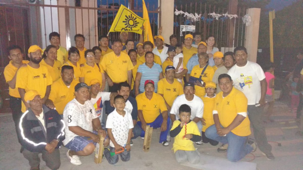 SerafinPrietoA's tweet photo. #ContigoElCambioSigue #JuventinoRosas este 1 de julio #VotaPRD #PonteLaAmarilla gracias por todo el enorme apoyo durante toda la gran campaña #SomosPRD https://t.co/xTYmDI6PiR
