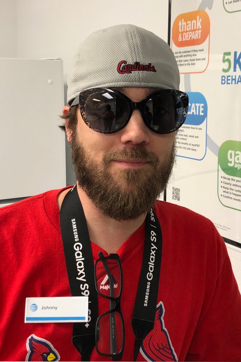 BranMoTeam's tweet photo. Johnny B rocking these cool shades!!  #MidStatesProud #SunglassesDay https://t.co/fm3ZBx4gHZ