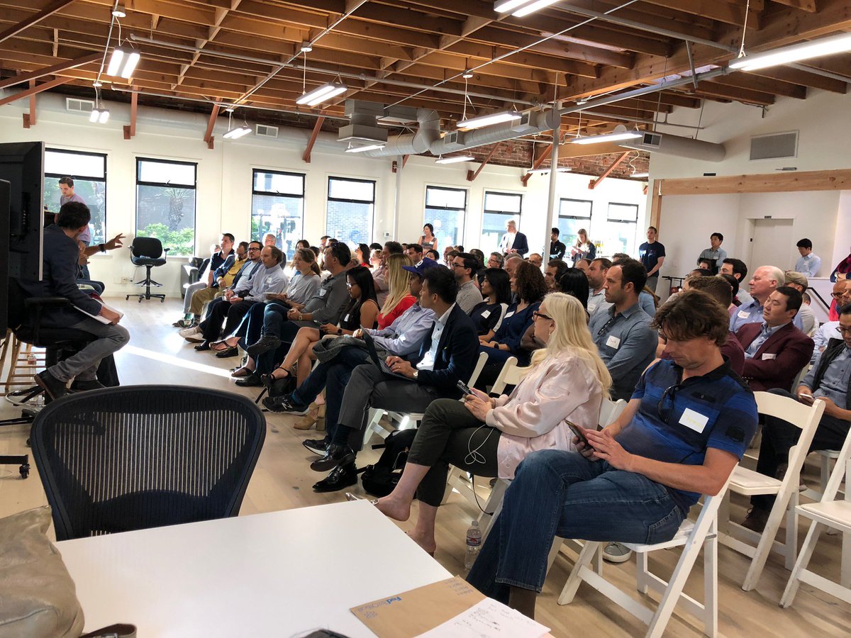 SCAGnews's tweet photo. New mobility technologies are evolving faster than most can keep up. At tonight's @TechFireLA event, VCs &amp; tech leaders shed light on our #mobility future, from e-scooters to autonomous vehicles, hyperloops &amp; high-speed super urban networks. Proud to sponsor! https://t.co/Rr5zabIOxW