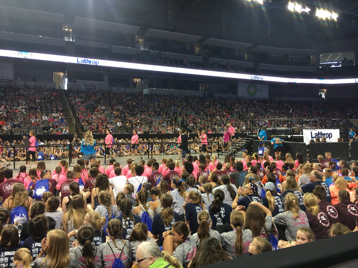 wilson717's tweet photo. Opening ceremonies for YMCA Nationals Gymnasts. #shatteringexpectations18 #ymcatoledo #Toledo https://t.co/cAmzfxdUG1