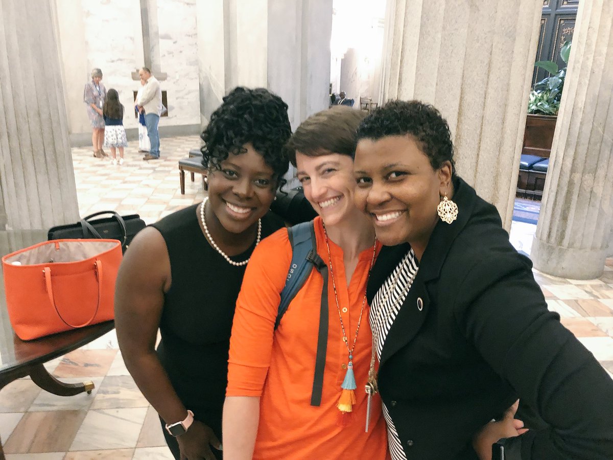 terrisriley's tweet photo. More pics from today! So many of our male legislators stopped by to drop @karringtonsc a note! #TheSisterCode, @Tylecia30 @WRENetwork & @LynnSTeague -together with women across SC, have made a conscious decision to better support #SCWomenInLeadership when they need it the most! https://t.co/lqSq1QYbOk