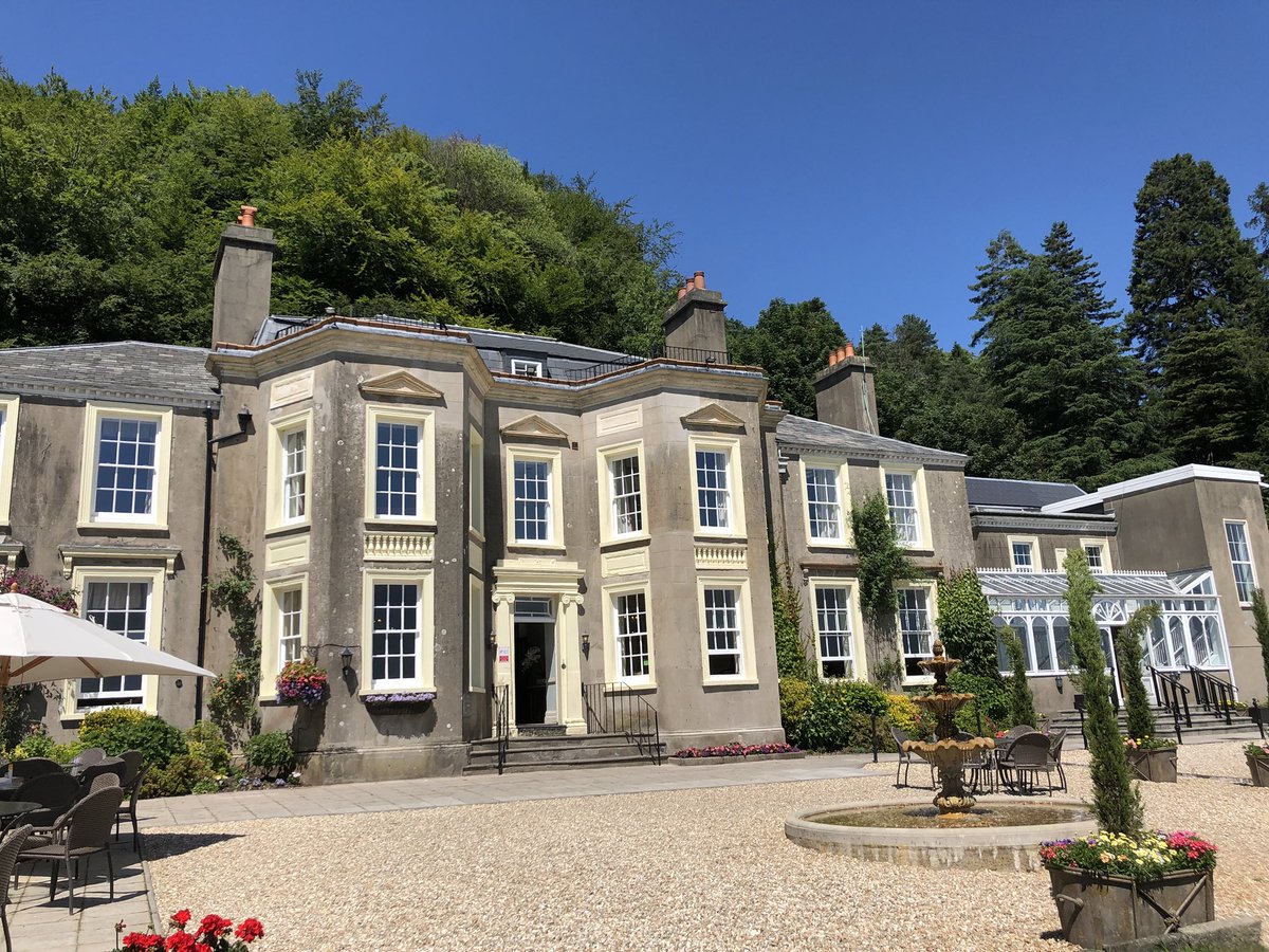 ConceptContrac1's tweet photo. A beautiful day to pop down to see our new clients at the New House Country Hotel for final room measures near Cardiff @newcountryhousehotel #townandcountrycollective #design #hotels #conceptcontract https://t.co/mW6L8nHUmB