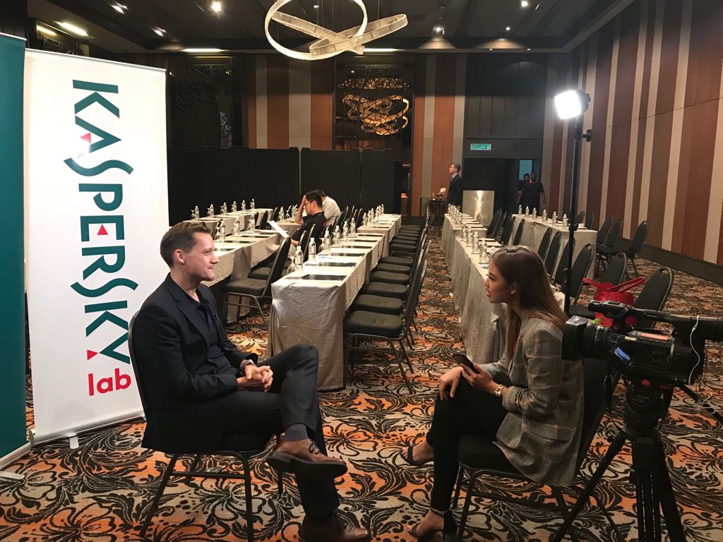 kaspersky_SEA's tweet photo. Talking about the trend of cyber security industry and tips on ransomware protection for business during media interview at Kaspersky GTI Press Conference. #KLGTI #KualaLumpur @sneumeie https://t.co/OuqoRYw2DR