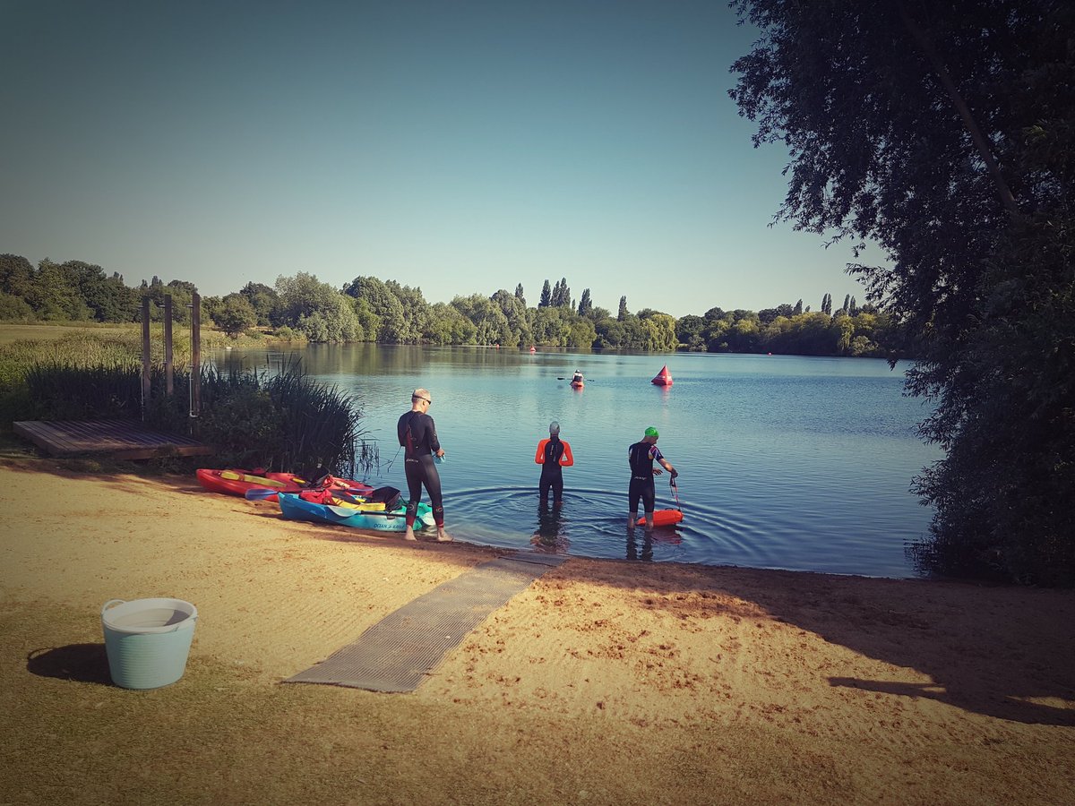 Ablefeet's tweet image. Wonderful evening down @sheppertonswim last night and @6amCLUB cheeky hot shoe shuffle this morning