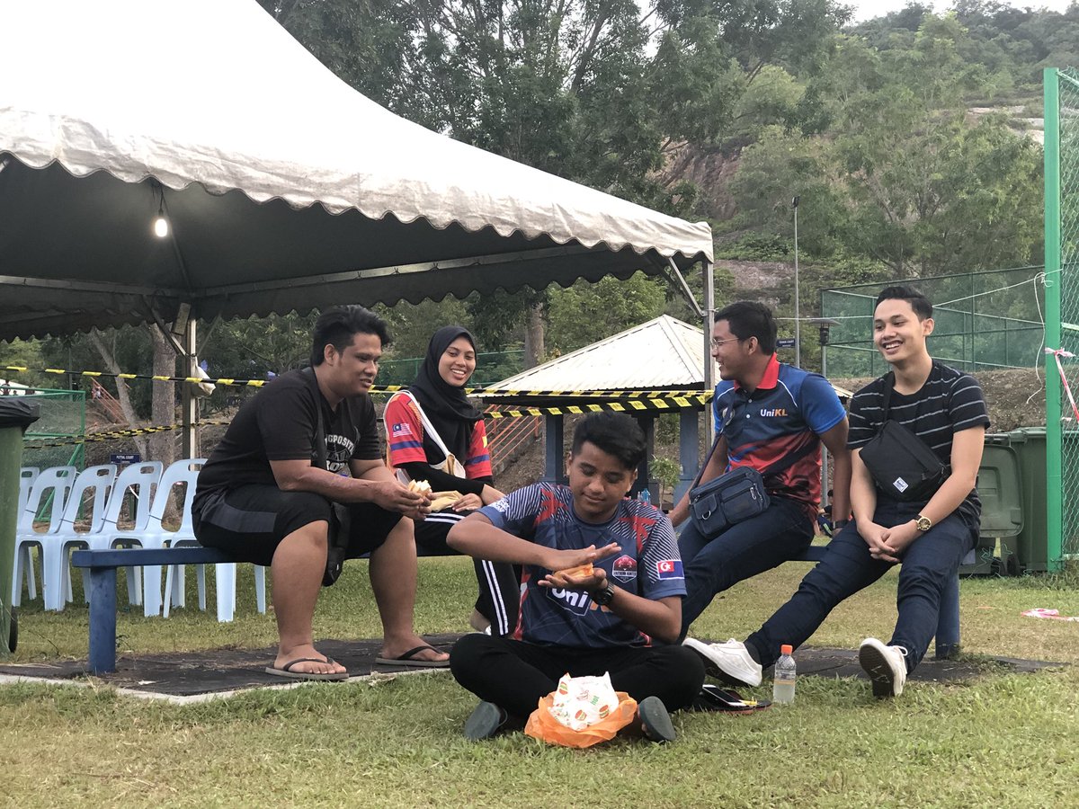 fiqshh's tweet photo. #USSC2018 #begertelurtakdelemak https://t.co/4CYYmvVrVI