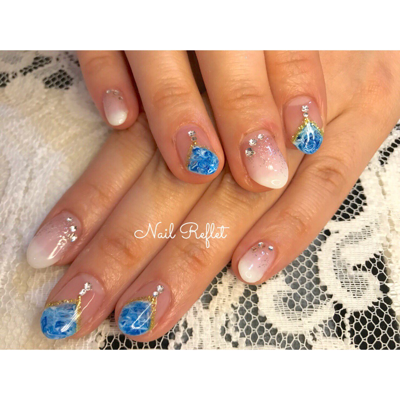 Nail Reflet Pa Twitter ハワイで結婚式を挙げるお客様ネイルです おめでとうございます マーブルと白グラデがとても ハワイに似合うブライダルネイルです ネイルモデル募集 ネイルモデル募集中 ネイルモデル ネイル 六本木 春ネイル 夏ネイル ブライダル