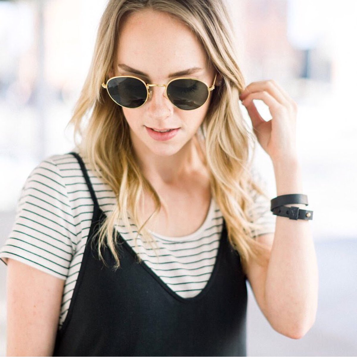 elevate_ppl's tweet photo. Taking the laid back approach. #ecoleather #goodsthatgive #giveback #ethicalfashion https://t.co/lBaRpBfVld