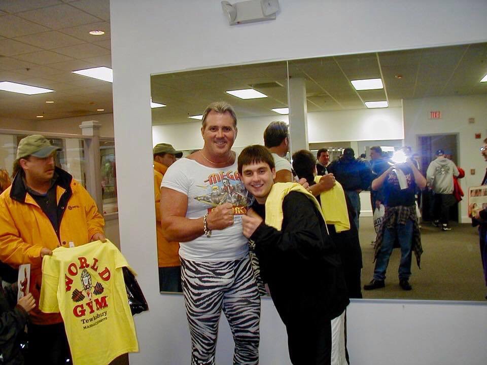 real_jd_banks's tweet photo. @brutusbeefcake_ one of the greatest days. I’m glad to see you are doing well friend. #wwe #raw #sdlive #prowrestling #nwl #jdbanks #Wrasslin https://t.co/EGuw86eroG