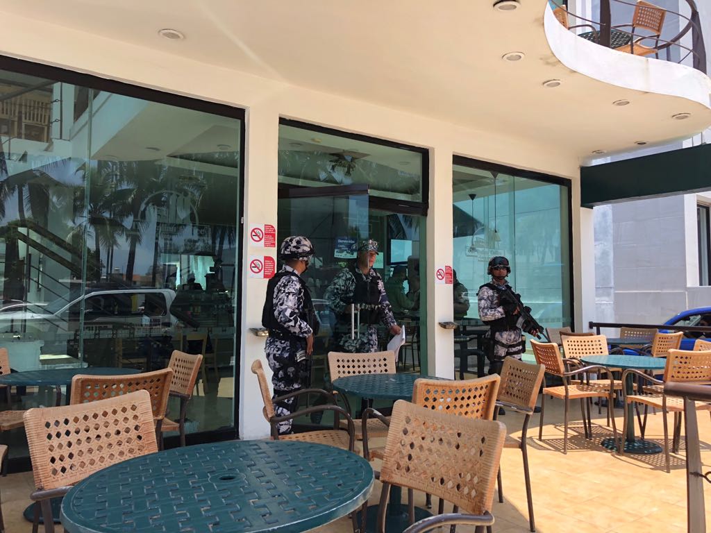 Veracruz: Movilizacion por supuesto secuestro en el Café de la Parroquia de BocaDelRío. Noticias en tiempo real