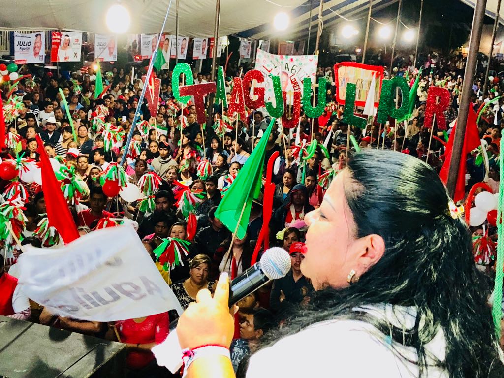 MaritzaMarinM's tweet photo. Desde el corazón, MUCHAS GRACIAS por tu confianza, por recibirme en tu casa, comunidad y ciudad. Gracias por tus propuestas y por escuchar las mías para mejorar los 51 municipios del #Distrito14Federal. Te pido tu voto de confianza este #1DeJulio ¡JUNTOS VAMOS A GANAR! #VotaPRI https://t.co/x1E1D0aQAl