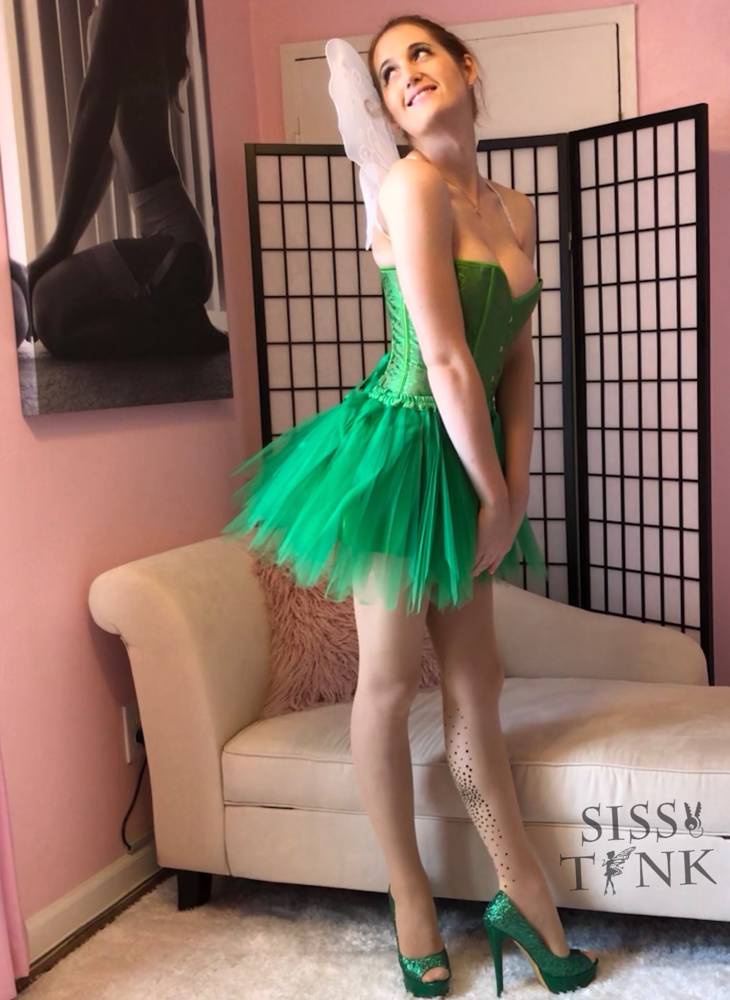 Rachael Belle en Twitter: "#sissytink IS #sissy Tink!#chastity #legs #...