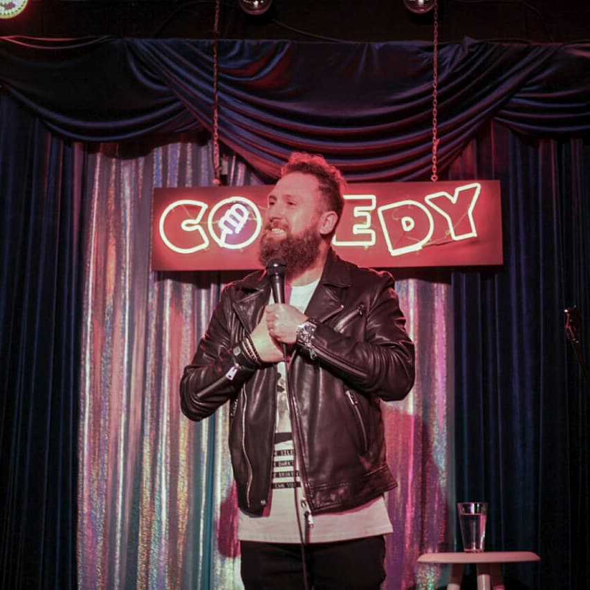 comedyrestobar's tweet image. 😊🐾🐕
Hoy la comedia con un granito de arena a los perritos de #MatPet🐾 👏👏👏