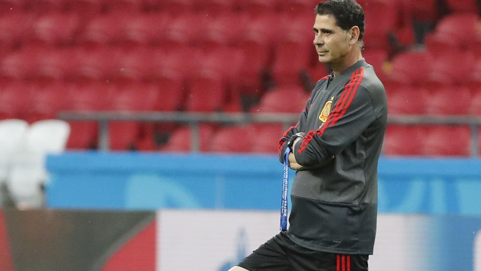 mundodeportivo's tweet photo. Schuster: “Hierro no es entrenador” https://t.co/76fFQaK6Ue https://t.co/YP3uo00WIb
