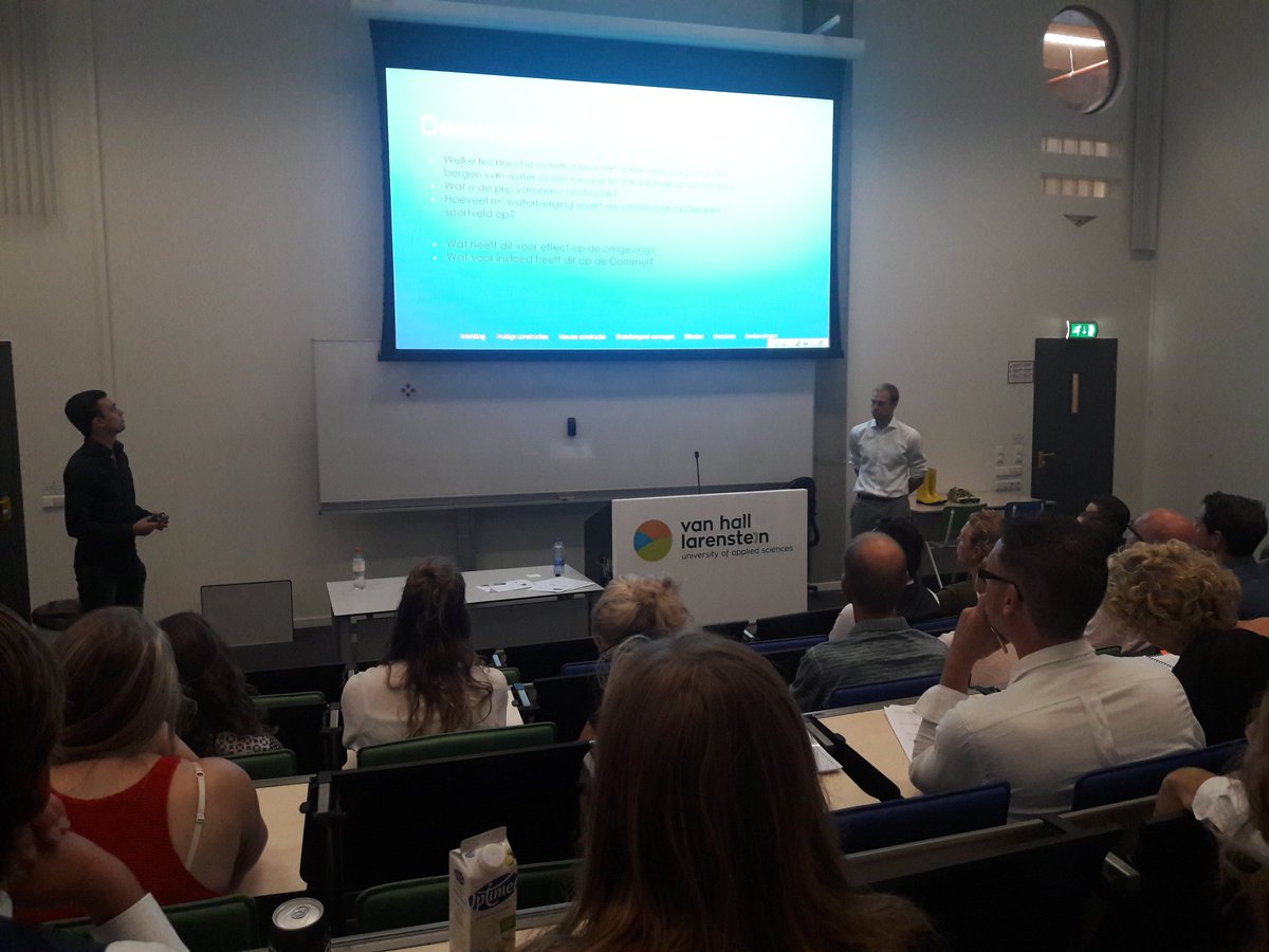 Met <a href="/FreddyvDijken/">FreddyvanDijken</a> en <a href="/BertCamphuis/">Bertcamphuis</a> aanwezig bij het colloquim van Bas en Bob <a href="/Hogeschool_VHL/">Hogeschool Van Hall Larenstein</a> #katalysator #arbeidsmarkt
