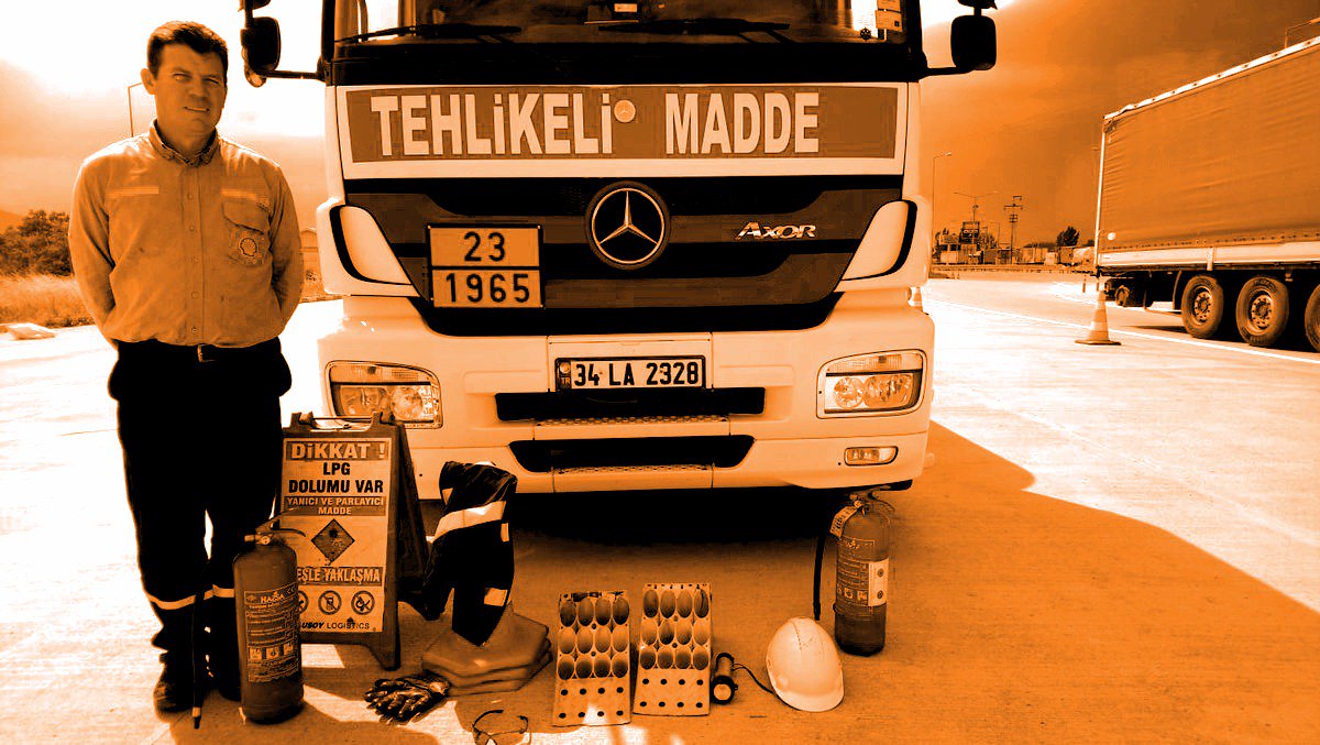 Bursa IV. Bölge Müdürlüğü Personellerince, Bursa İli İnegöl İlçesinde Tehlikeli Madde İşletmelerine ve Tehlikeli Madde Taşımacılığına yönelik denetimlere devam edildi.👍
📞0224 245 86 43 
#tmgd #tmgduzmanı #tmgddanışmanlığı