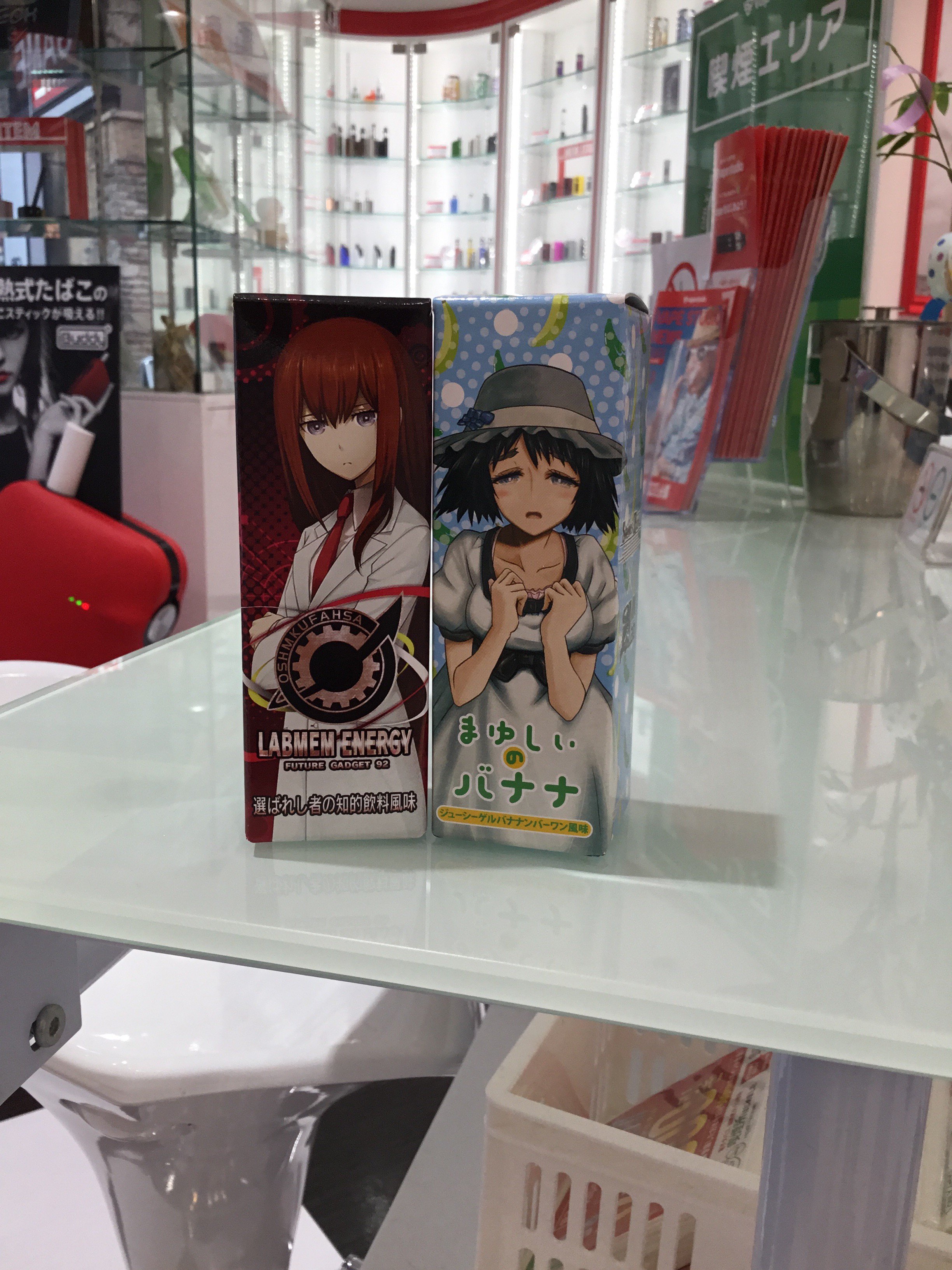 Vape Studio 電子タバコ専門店 こんにちは 大宮東口店です 本日はアニメコラボのリキッドの紹介です ドクターペッパー バナナ どちらも特徴ある美味しいリキッドです 大宮東口店は夜23時まで営業してますので是非試飲してみて