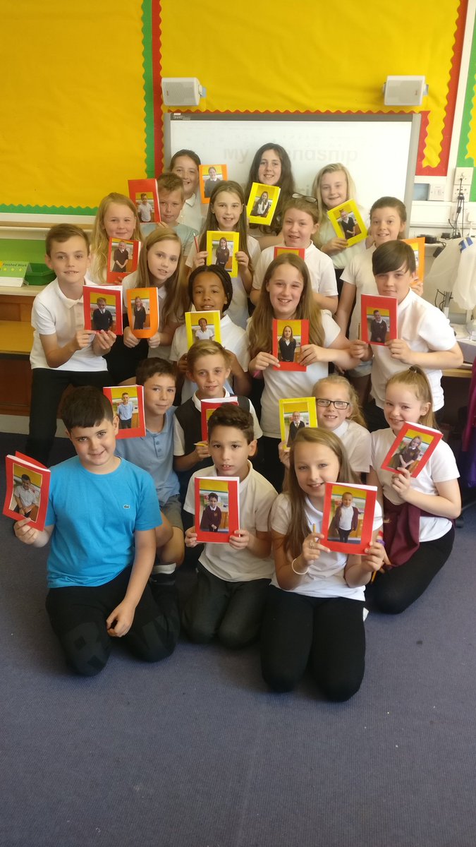 We made Friendship Memory books today. It was lovely to see everyone laughing, smiling and looking back on their favourite memories of Primary 6. This class certainly make a great team! 😊💕