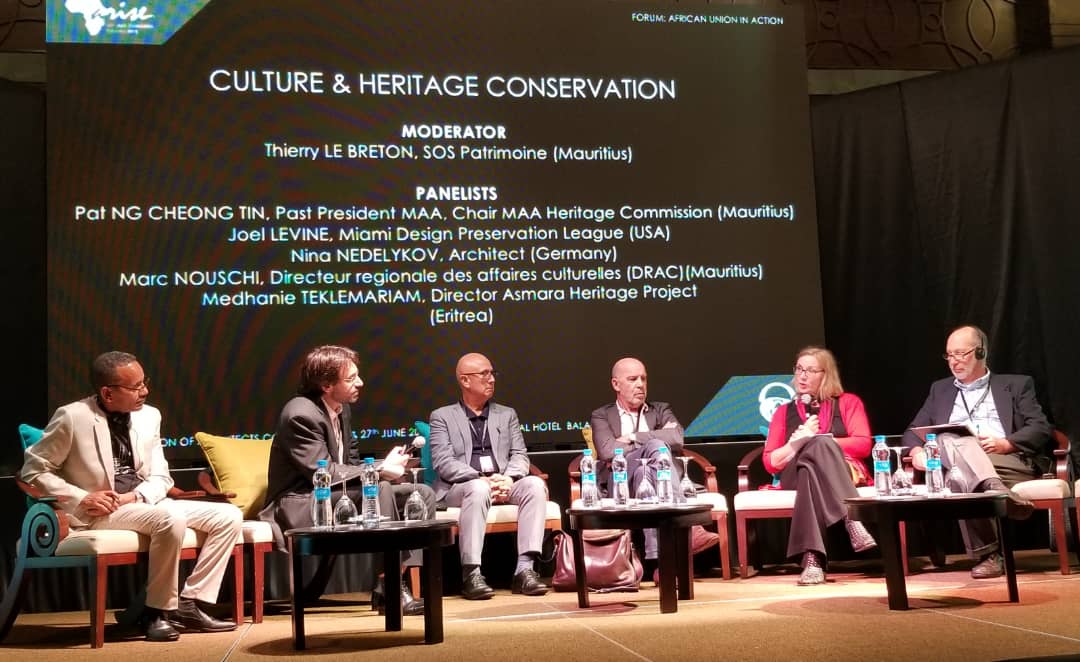 pablohoundeffo's tweet photo. "Il est utile de réaliser l'inventaire du patrimoine. Ce patrimoine qui ne doit  pas être une obsession mais plutôt un garde fous" Thierry LE BRETON #AUA #panel #arise #aua #Mauritius #balaclava https://t.co/m5qK29Dyq1