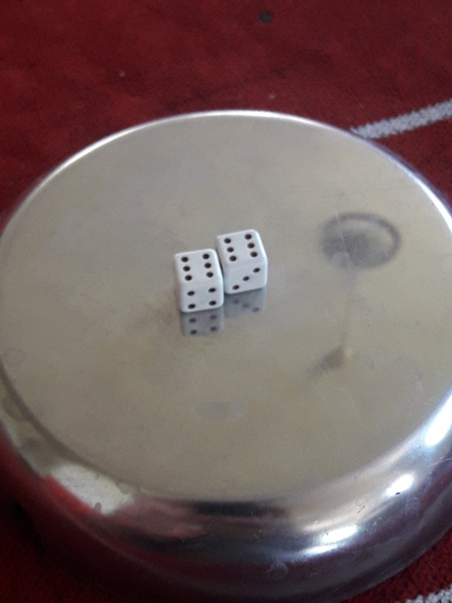 Herkes biliyor geminin su aldigini herkes biliyor kaptanin yalan söylediğini ve herkes biliyor zarların hileli olduğunu...