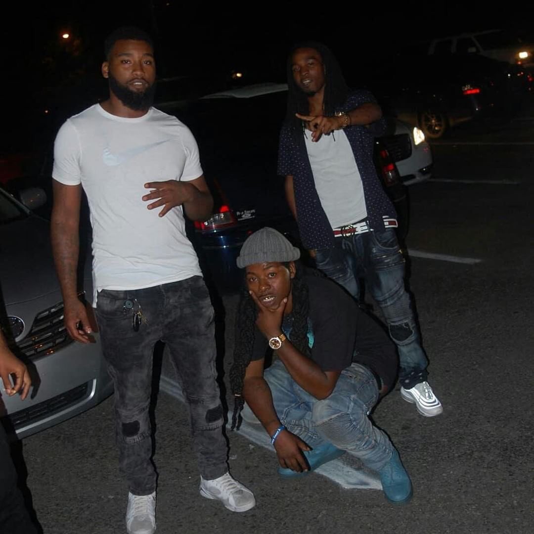 BamnLife_Ent's tweet photo. Late nights🔥 https://t.co/pWJ3Etly3x