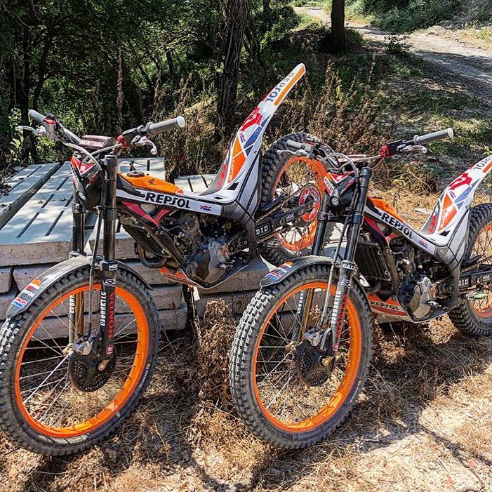 Beauty bikes 😍
#honda #montesa #repsolhondateam #tonibou #fujigas #trialsbike #motorcycle