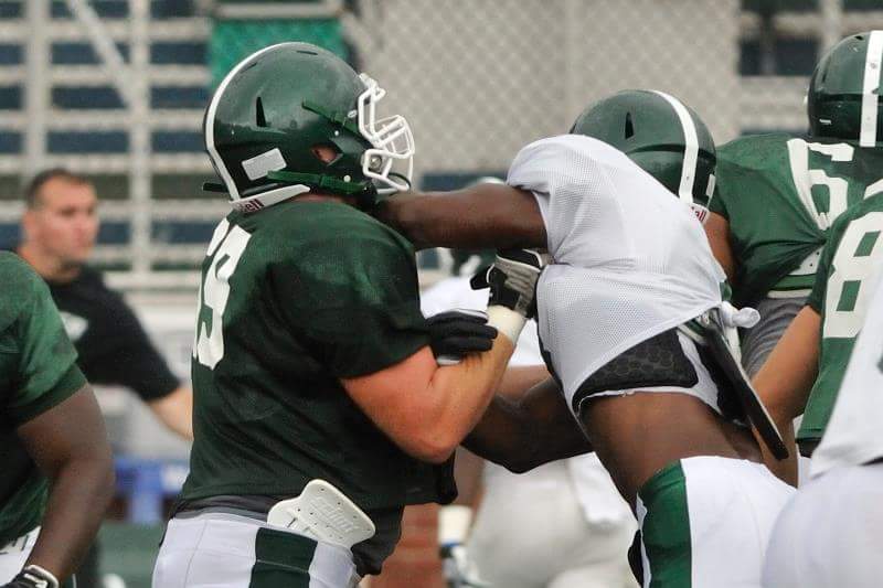 CoachCiocci's tweet image. #ThrowbackThursday #HandPlacement