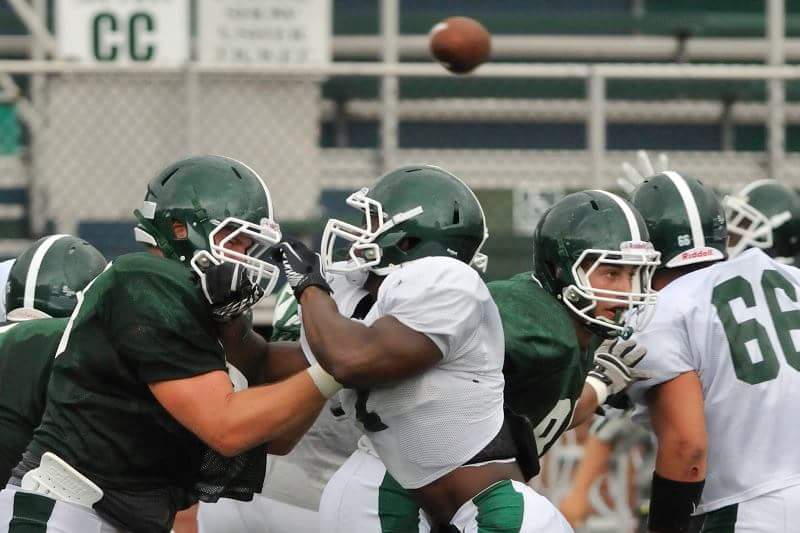 CoachCiocci's tweet image. #ThrowbackThursday #HandPlacement