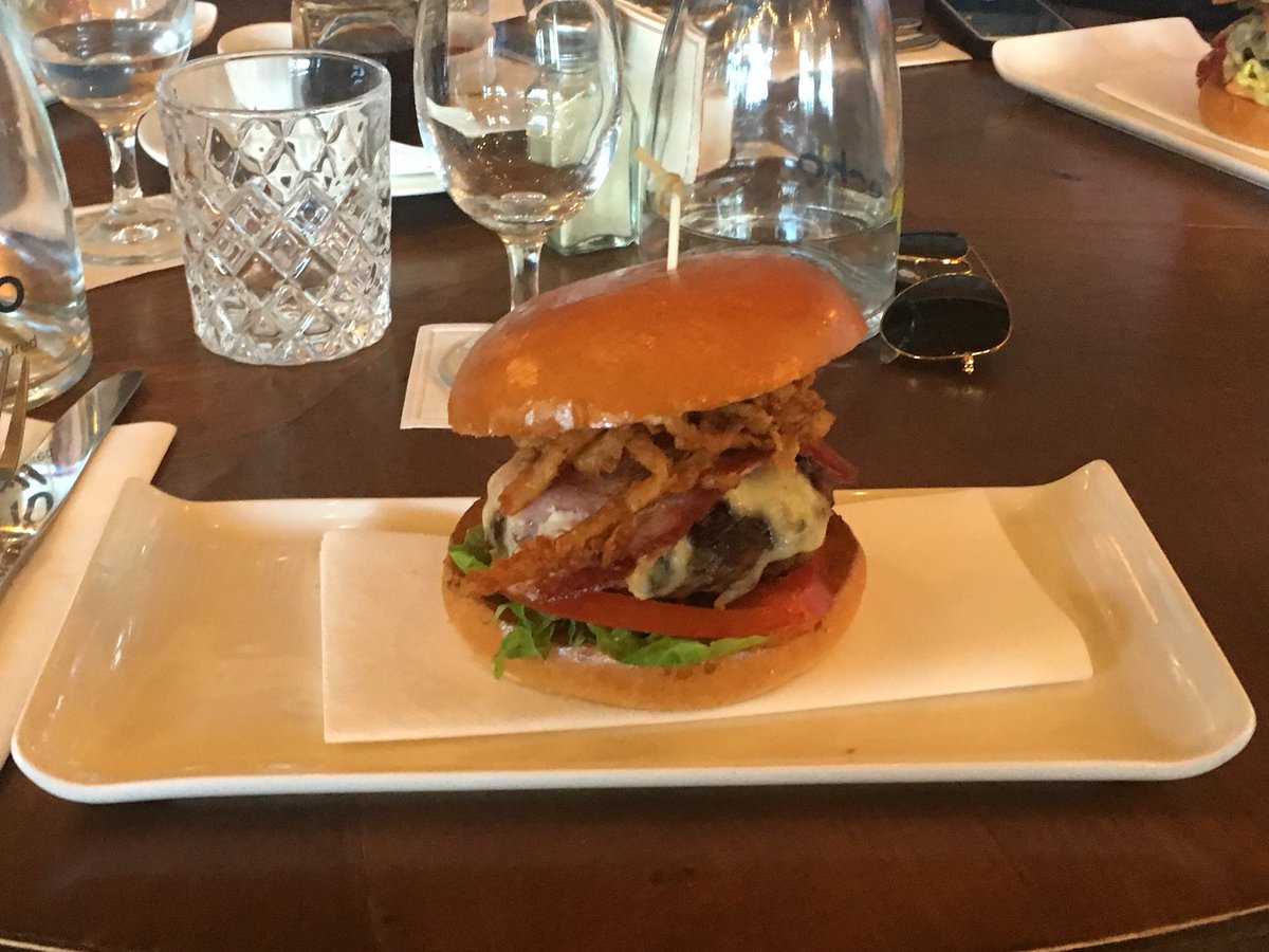 KeithMatthews_'s tweet photo. #lovindublin #houselimerick @Houselimerick1 😋😋😋 https://t.co/hbzObzqUsn