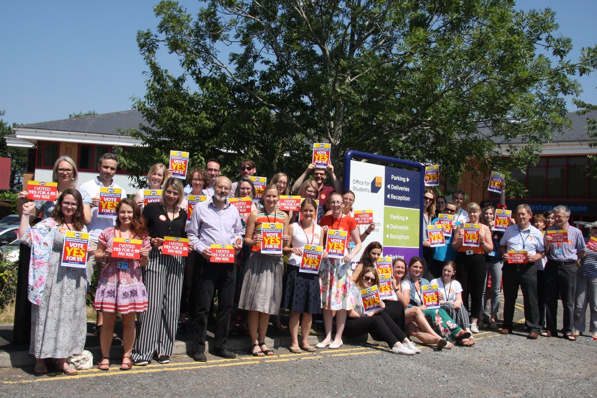 pcs_union's tweet photo. These PCS members at the Office for Students and Research England in Bristol have all voted Yes! #PCSVoteYes #PCSPay #PCS5pc https://t.co/ev3rjsF2JL