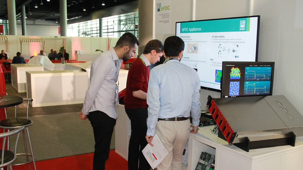 pcss_psnc's tweet image. @M2DC_Project and @pcss_psnc at the @ISChpc.
#ISC2018 #PSNC #M2DC