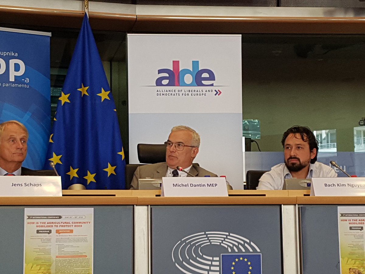 Presentation of the INI report of the @Europarl_EN on the perspective and challenges in the apiculture sector, by @MichelDANTIN #BeeWeek2018