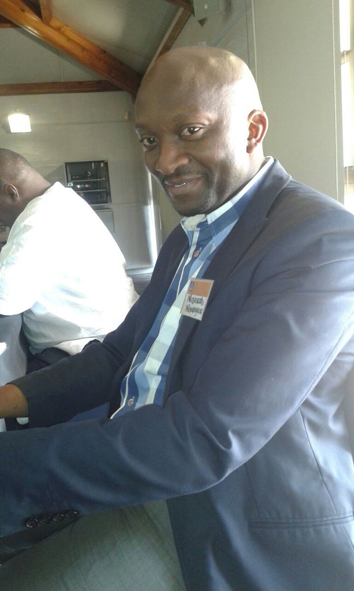 IamMbusoZA's tweet photo. In Gallery: @eThekwiniM 's ABM unit Servant Leadership Seminar in a sustained manner, renowned speakers and attendees @mbonambi_linda Cc @EMubuntu #eThekwiniM
#Quest4TheTrenches
#ServantsLeadSA #EMubuntu https://t.co/IRiOjE4Kcv