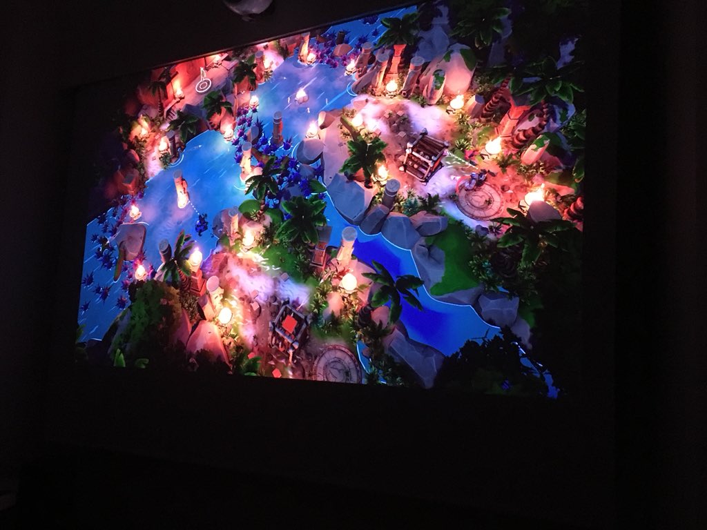 PaulineSerraz's tweet image. Lost Island, un projet très apprécié du jury et qui donne envie de jouer ! #jurys de diplôme #jeuvideo @EcoleLISAA