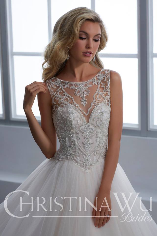 WedExUK's tweet image. What stunning detail. Do you have an idea of you prefect dress? Why not talk to @PromtoBride next Thursday 5th July @hitchinpriory to see if she can find the one for you. 
#weddingdresses @HitchinNews #bridetobe