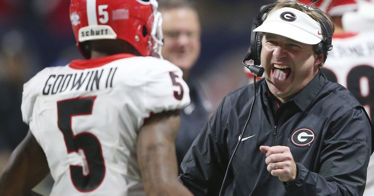 GoVolsXtra's tweet image. Jeremy Pruitt, Kirby Smart could heat up Tennessee-Georgia rivalry bit.ly/2N6vO4b