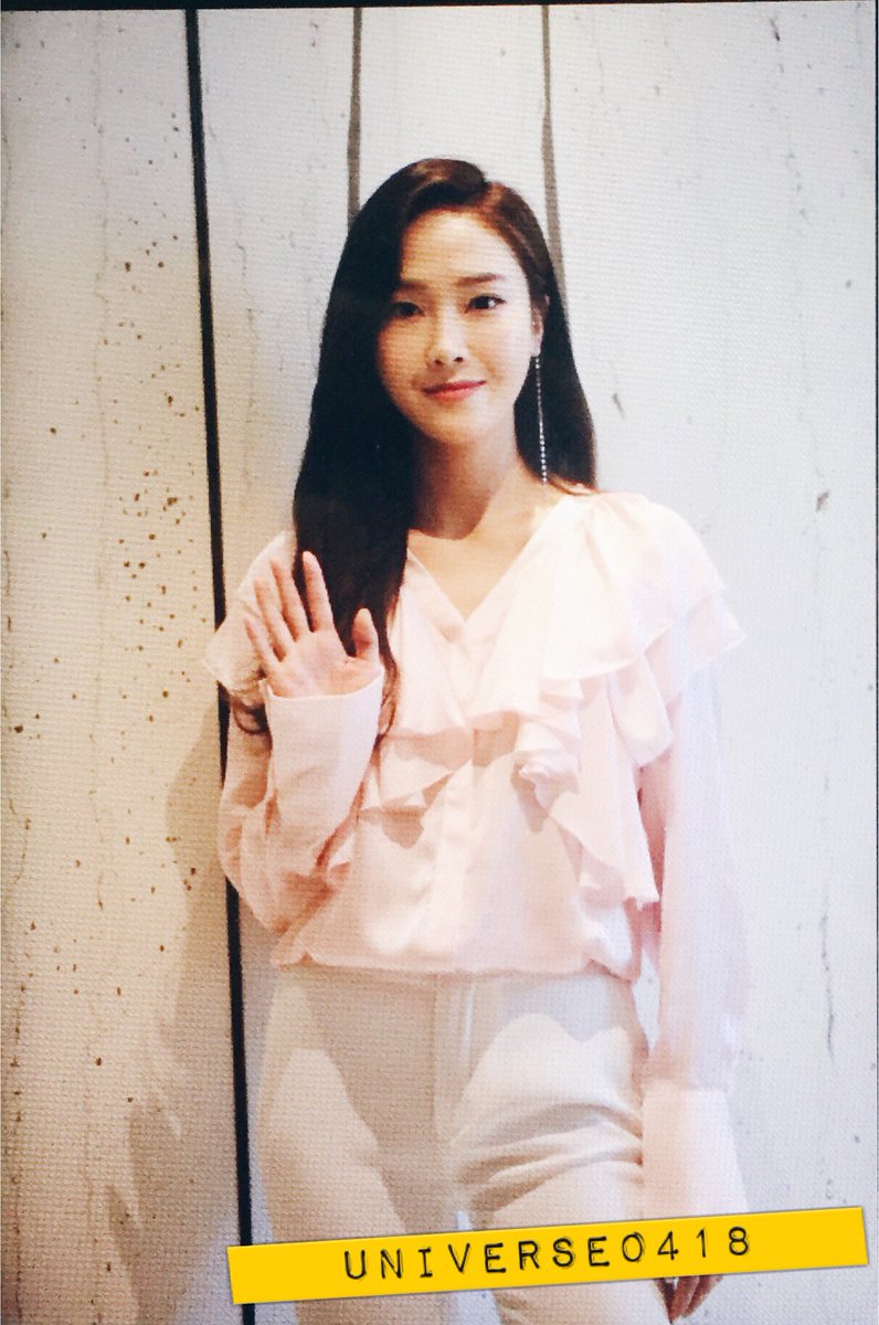 180628 JESSICA IN HONG KONG💗