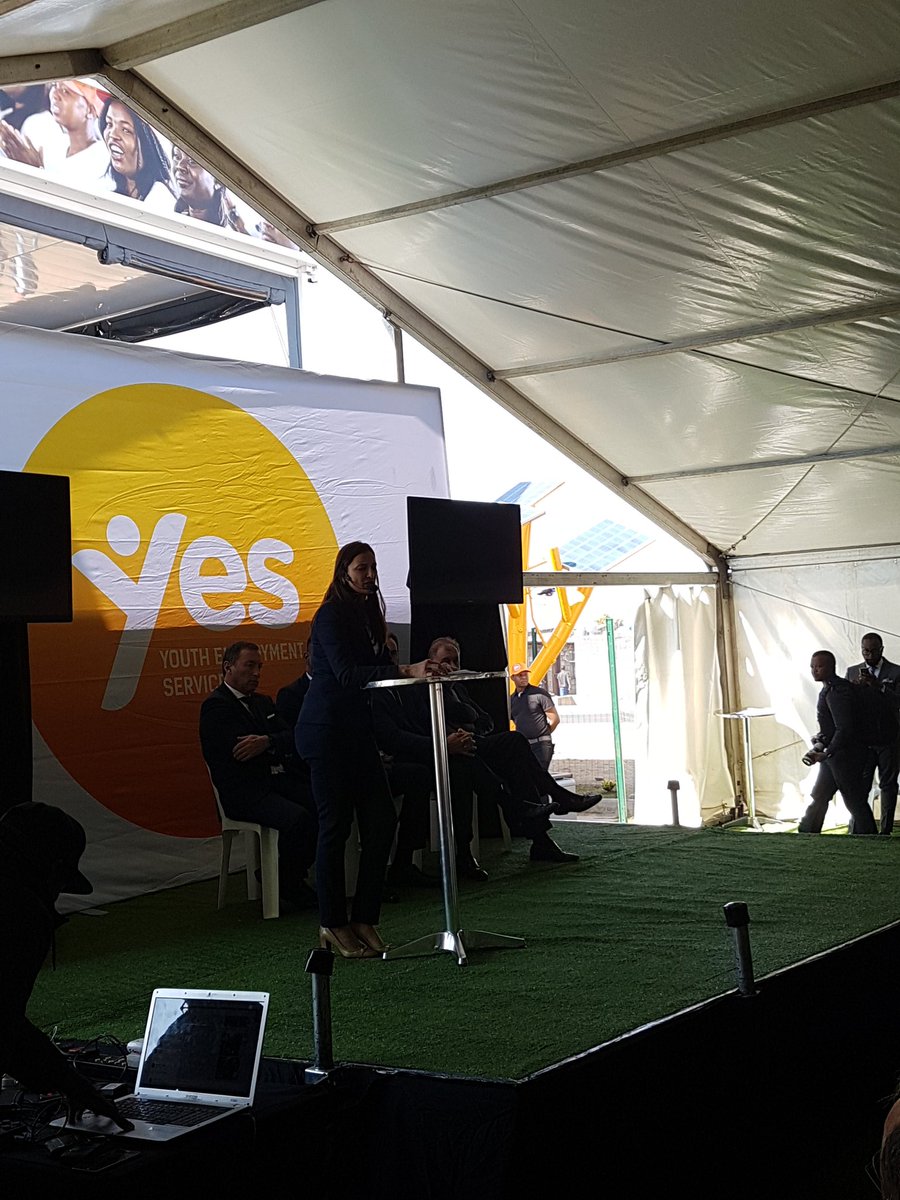 Launching the #YesHubTembisa is @TashmiaI , CEO of @Yes4YouthZA . #youthpower #yes4youth