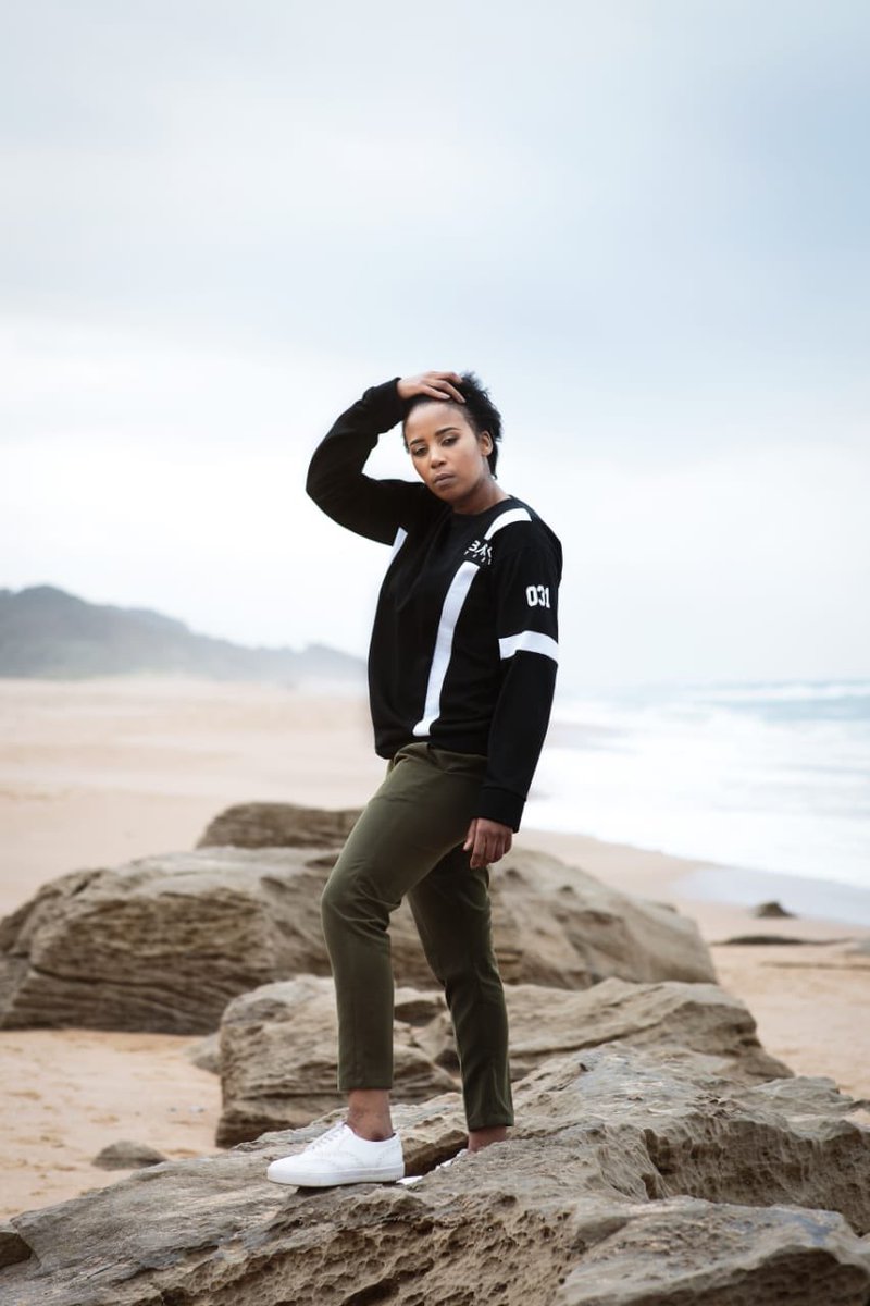 joymkhize_'s tweet photo. ISSA #ThrowBackyardThursday and @DjLeSoulSa is repping her city . Are you repping yours yet? @BYD_ZA winter ❄ collection still available. ISSA #TBT baby . 📸: @caseywaves https://t.co/gmLEzbZmUq