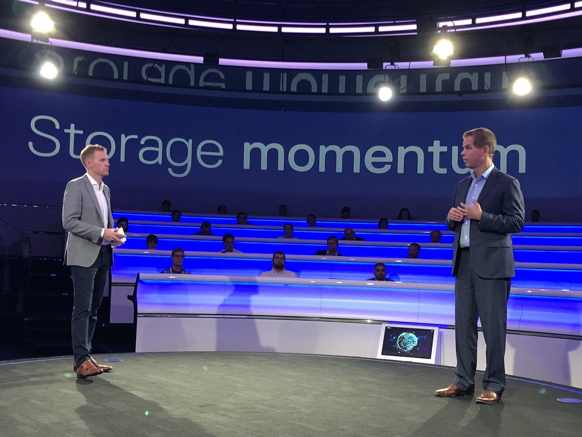 AdrMcDonald's tweet image. ‘ The Science of Storage ‘EMEA analyst meeting at the Thought Leadership Centre ( TLC ) @McLarenF1 ,in full flow,illustrating how @DellEMC uniquely supports our customers’ digital objectives through our next- Gen Modern Datacenter Platform #technologymatters #Architecturematters