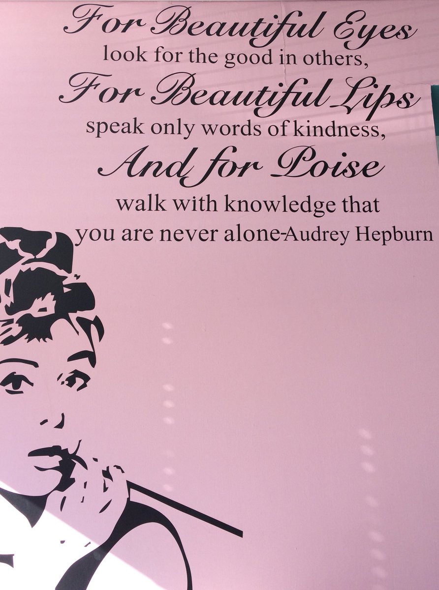 Seen on a wall this morning... 
•
•
•
•
•
#thursdaythoughts #qotd #audreyhepburn #audreyhepburnquote #beautiful #kindness #poise #thursdayquotes #thursdayinspiration
