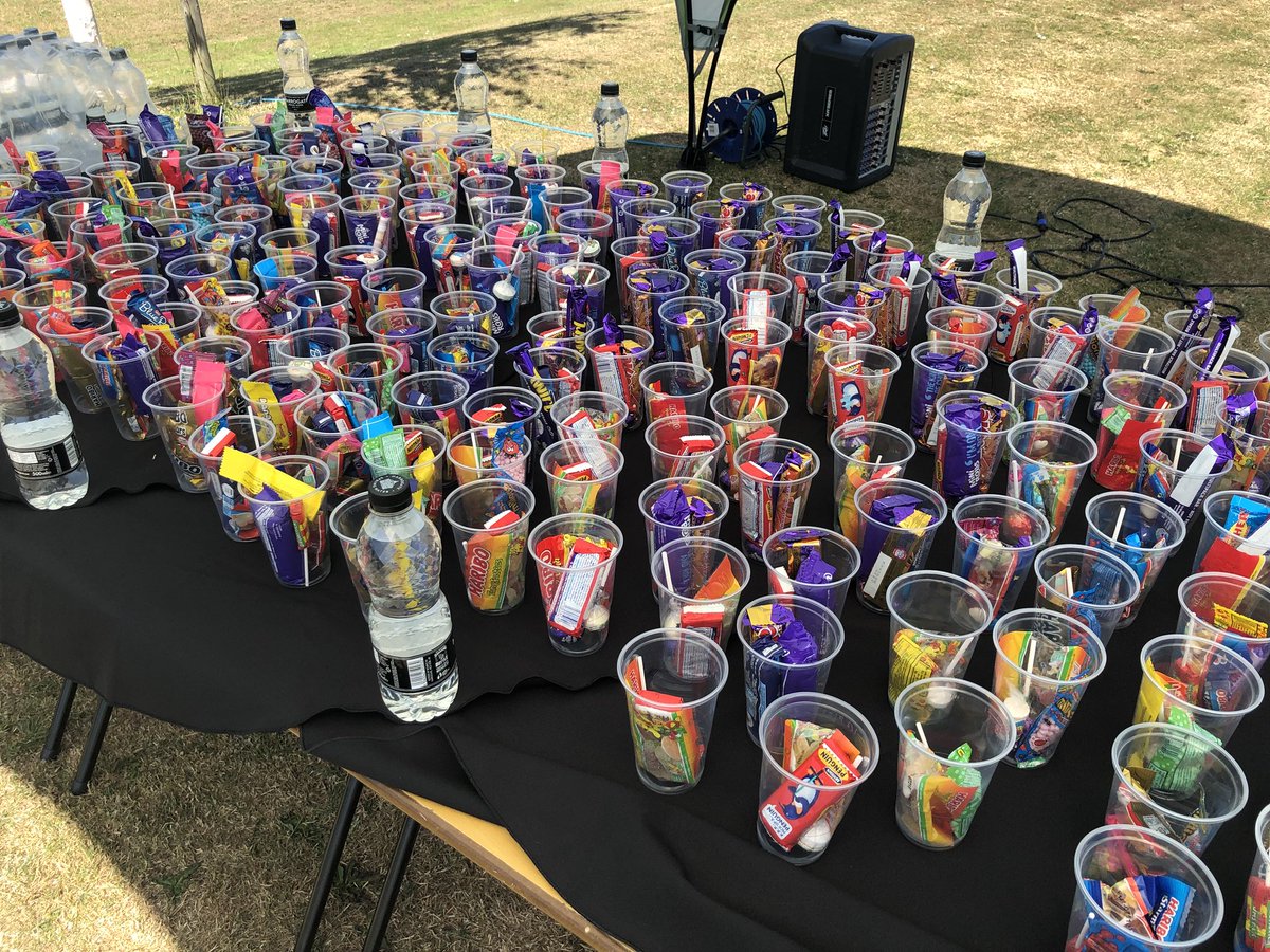 We can’t wait for our class of 2018 to come out of their leavers’ day assembly and see what we’ve got in store for them! A real send off! #AGSpride 😍