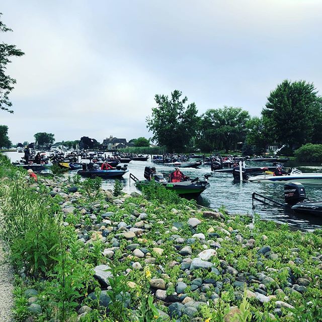 clickbassco's tweet photo. #lakestclair #flwfishing #flwtour #bassfishing #clickbass https://t.co/KbJlwX64IL https://t.co/leoTq3dMmt