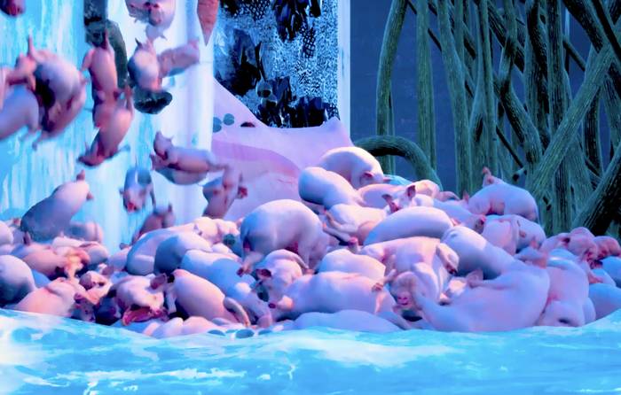 NOWNESS's tweet image. .@Re_TROS hog the road in this surreal virtual voyage: bit.ly/2yS6cVE