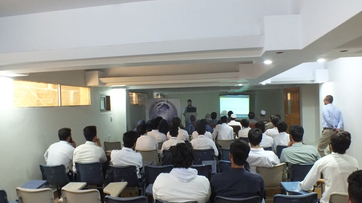 AlhamdIslamicUn's tweet photo. Director QEC arranged a workshop on " #Personality Grooming" for students at Alhamd Islamic University, Zarghoon Road Quetta. #Workshop #AIU https://t.co/58UMCCah0I