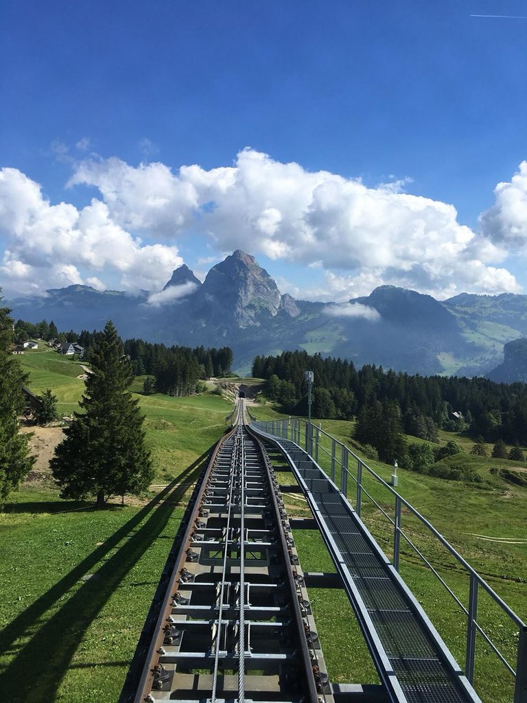 michelfornasier's tweet image. ...besser als eine Achterbahnfahrt - der Berg groovt #swissengineering